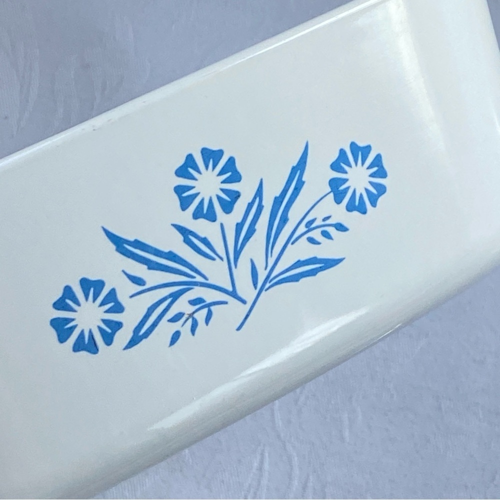 Corningware Blue Cornflower 2 Casserole Dishes & Lids 4 cup & 8 cup - Picture 4 of 10